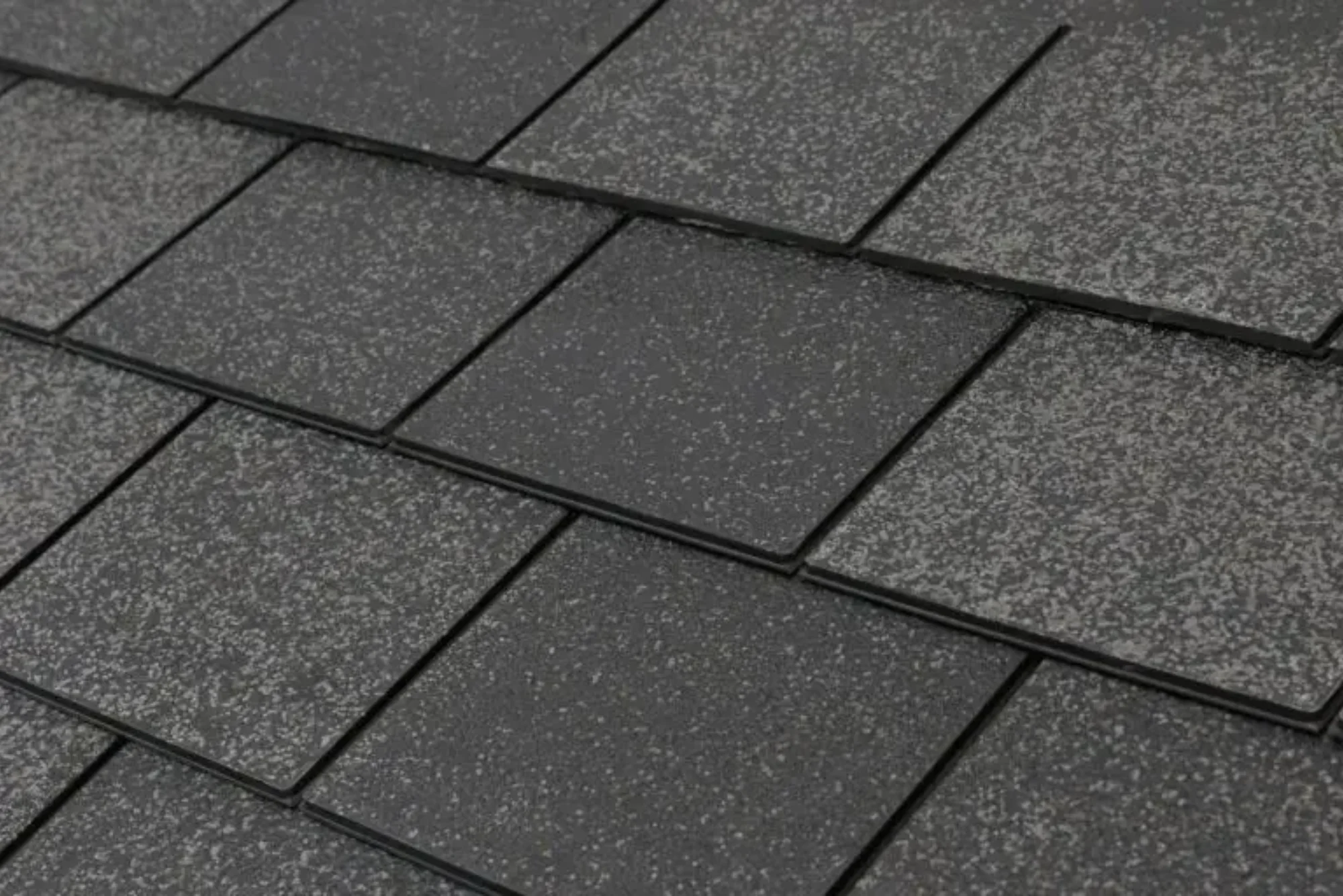 Synthetic Underlayment vs. Felt: What’s the Difference?